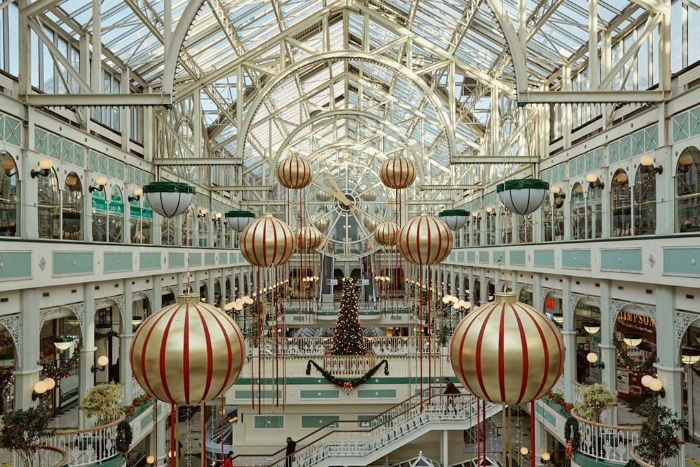 <p>St. Stephen’s Green Shopping Centre © Shantanu Starick</p>