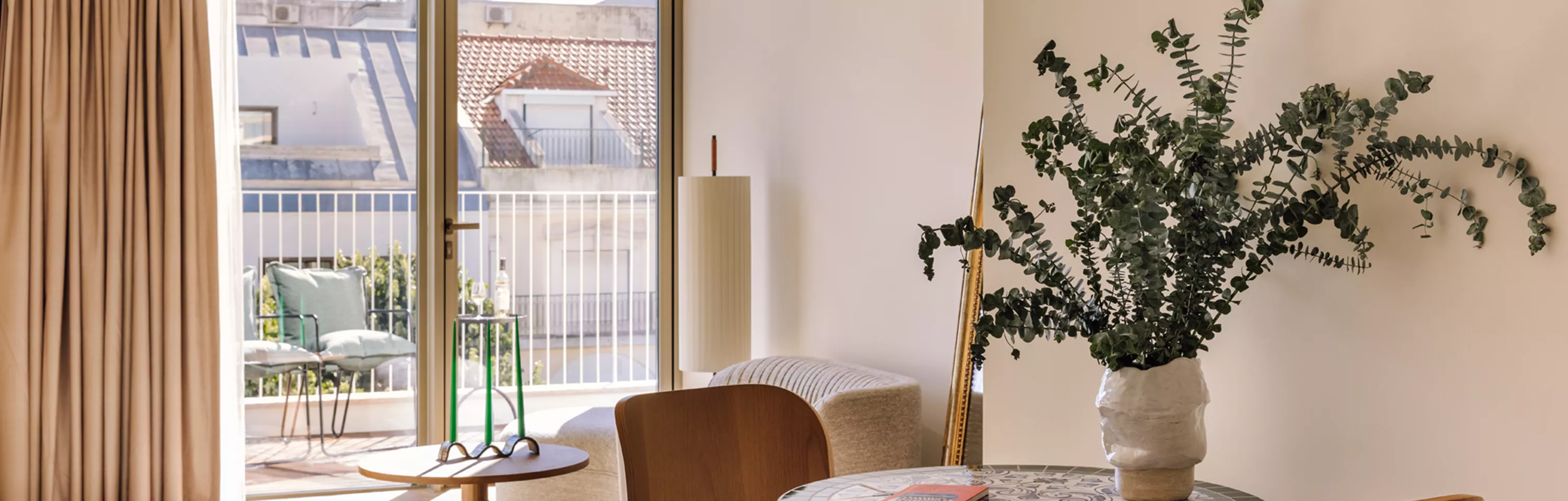 Locke de Santa Joana | Your Stay