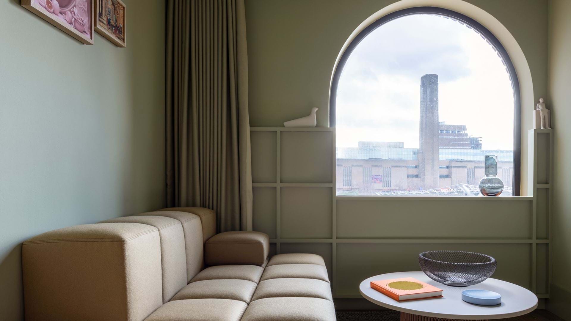 Locke at Broken Wharf, Millennium Bridge – serviced apartments near St Paul's