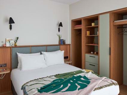 Studio Locke | Turing Locke | Eddington, Cambridge | Appart-hôtels design, Locke