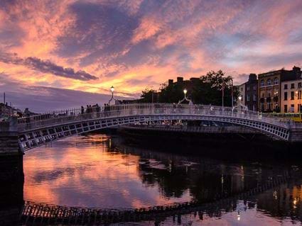 Ha’penny Bridge, Dublin | Zanzibar Locke, Ha'penny Bridge | Design-led Aparthotels | Locke